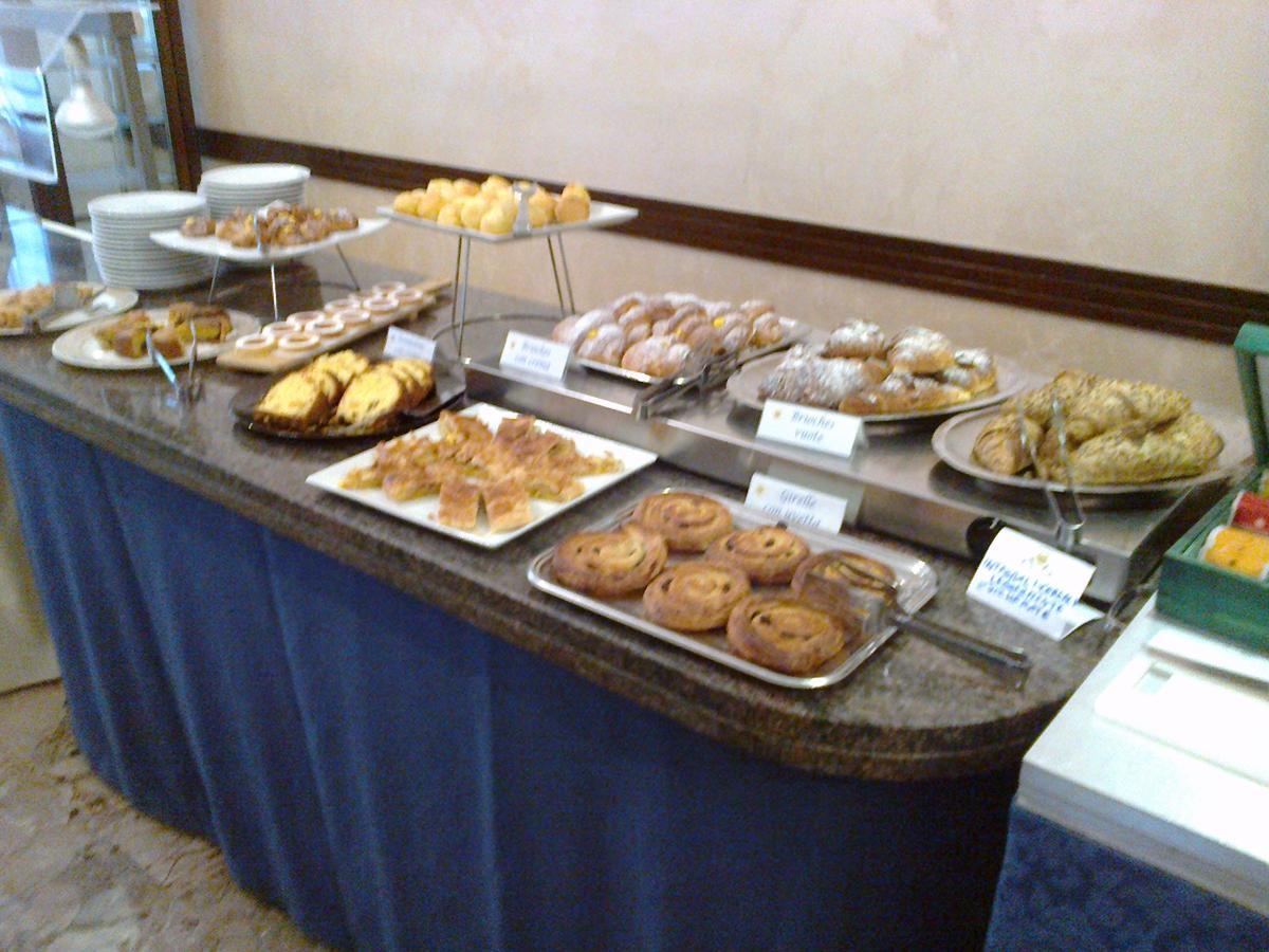 California Pastry Hotel Cervia Ngoại thất bức ảnh